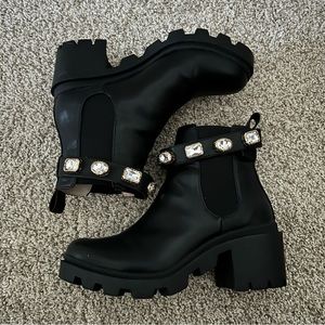 Steve Madden “Gucci knock-off” boots